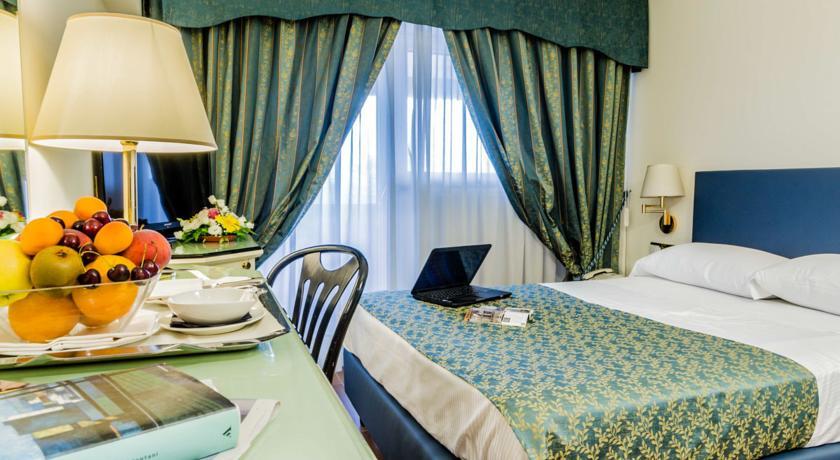 Grande Albergo Potenza Exteriör bild