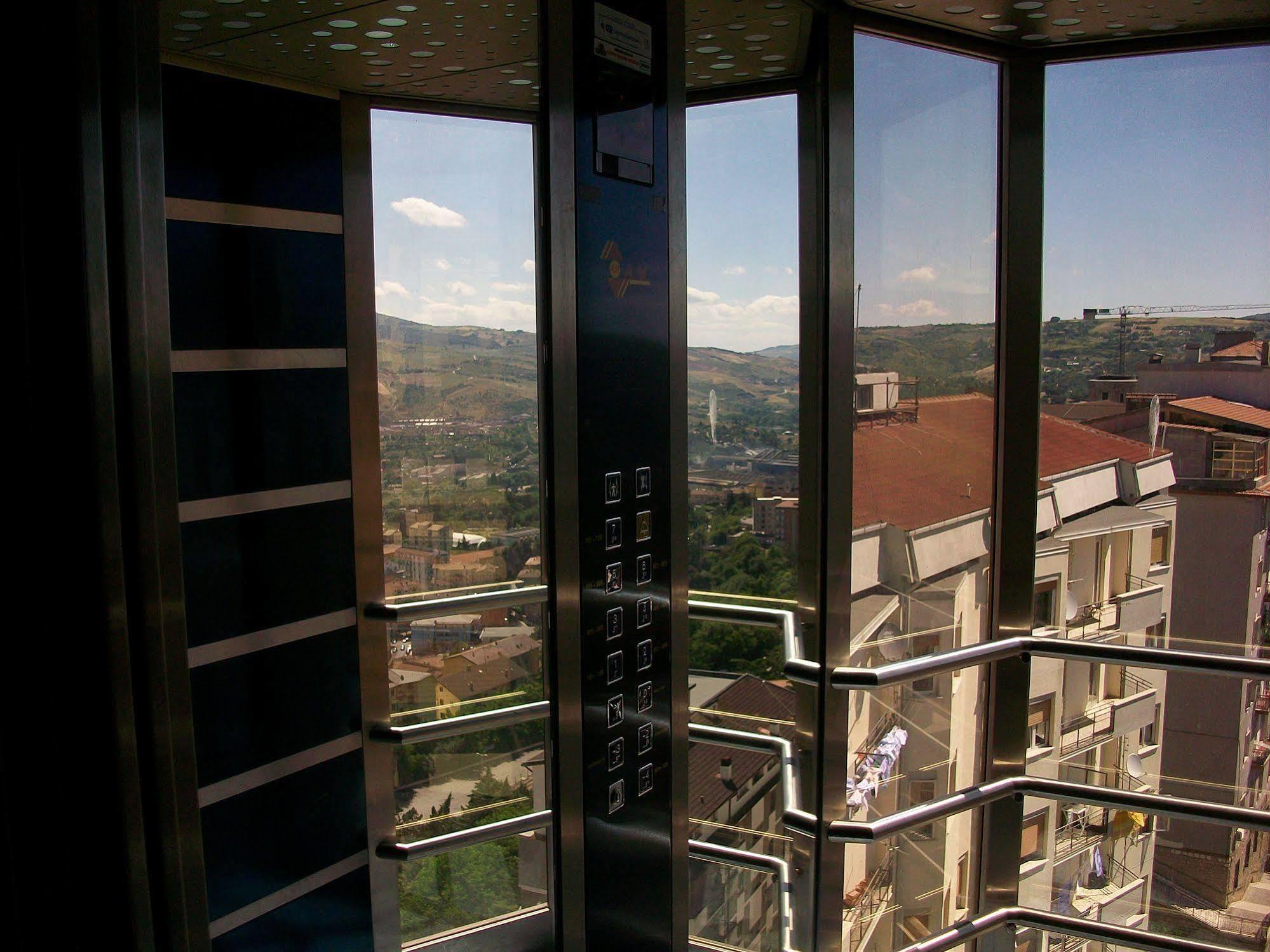 Grande Albergo Potenza Exteriör bild
