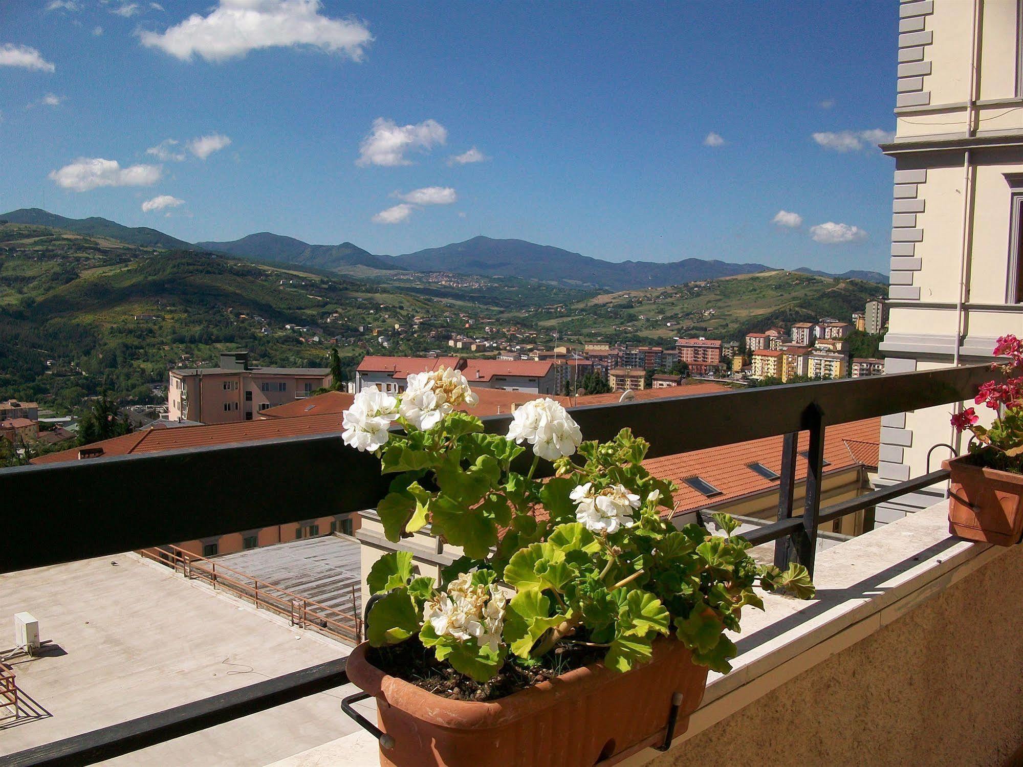 Grande Albergo Potenza Exteriör bild