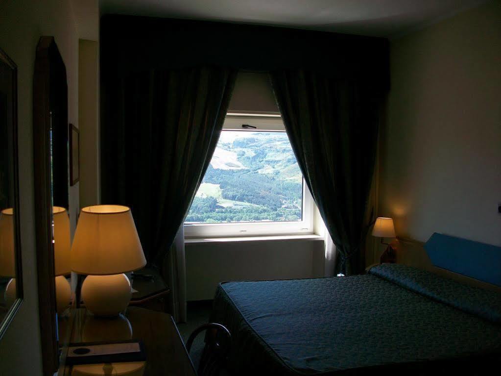 Grande Albergo Potenza Exteriör bild